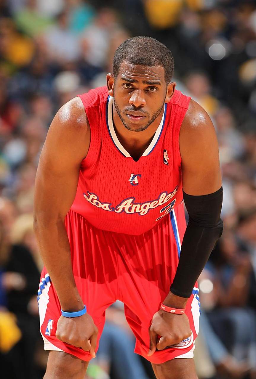 通过结合高 通过结合高